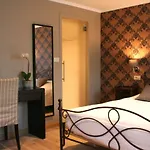 Le Fenil 3* Celles (Namur)