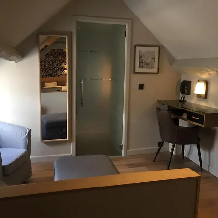 Le Fenil Hotel Celles (Namur)