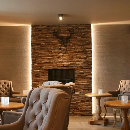 Le Fenil Hotel