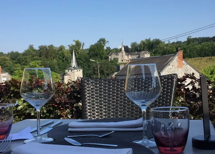 Le Fenil Отель Celles (Namur)