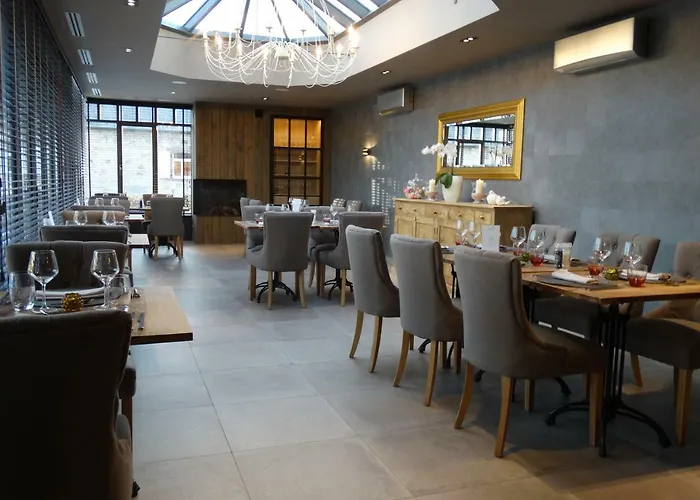 Отель Le Fenil 3*