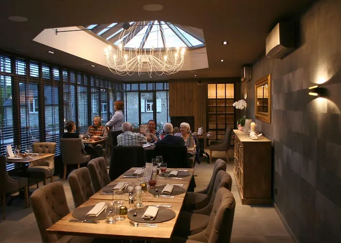 Отель Le Fenil 3*